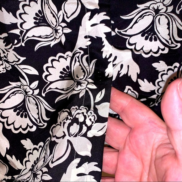 Talbots 22WP Floral Print Sleeveless Blouse - Picture 11 of 11